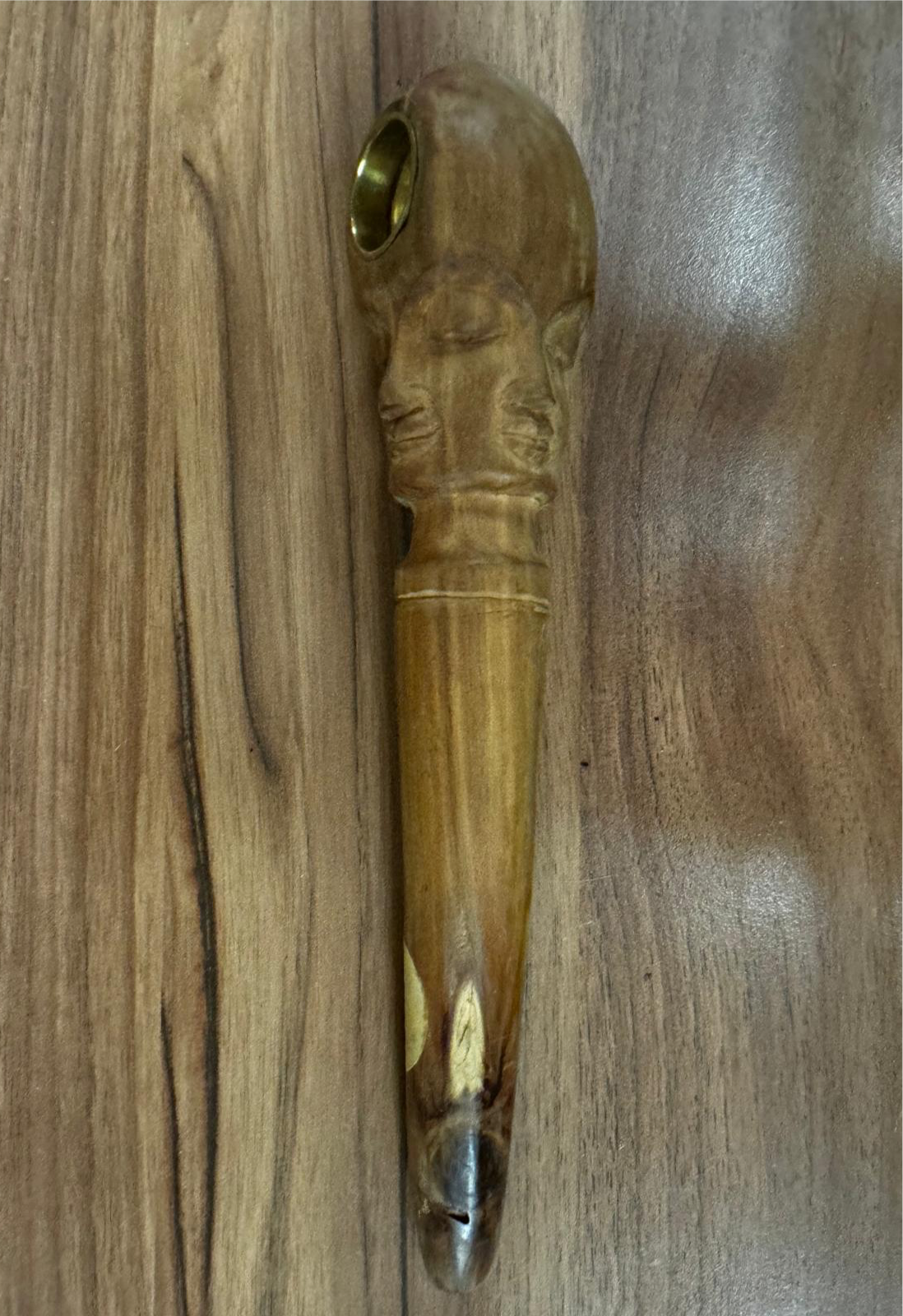 Pipa de tabaco con cara Tiki