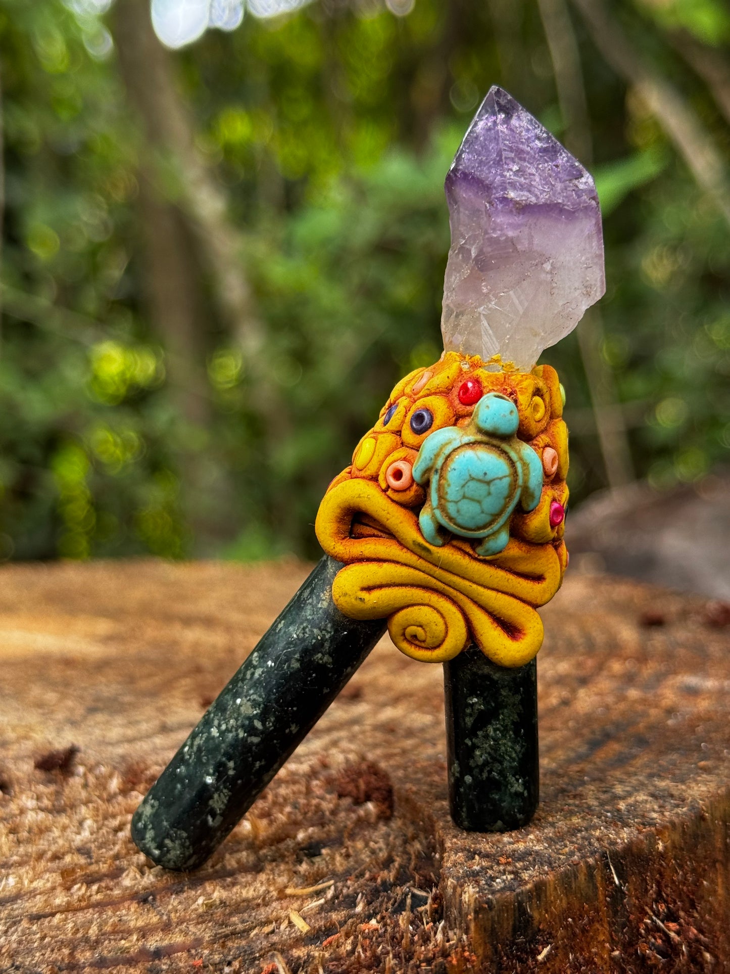 Peruvian Stone & Amethyst Kuripe
