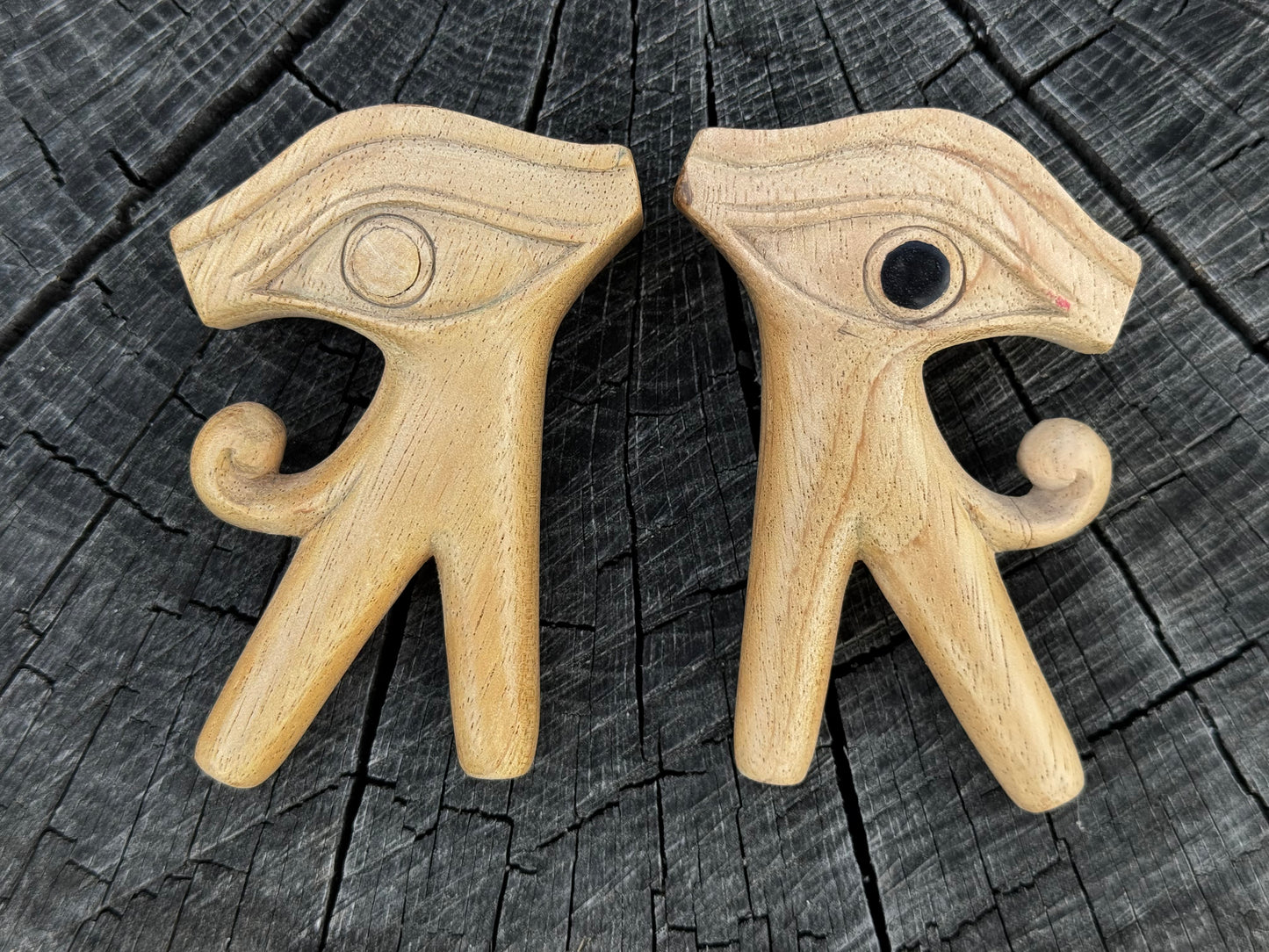 Eyes of Ra & Horus (Egyptian Gods) Kuripes