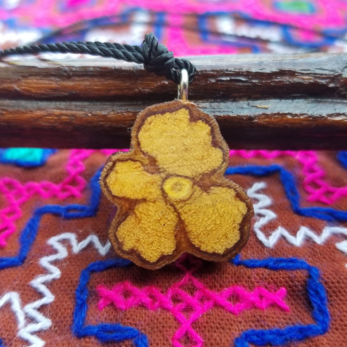 Collar de vid de Ayahuasca