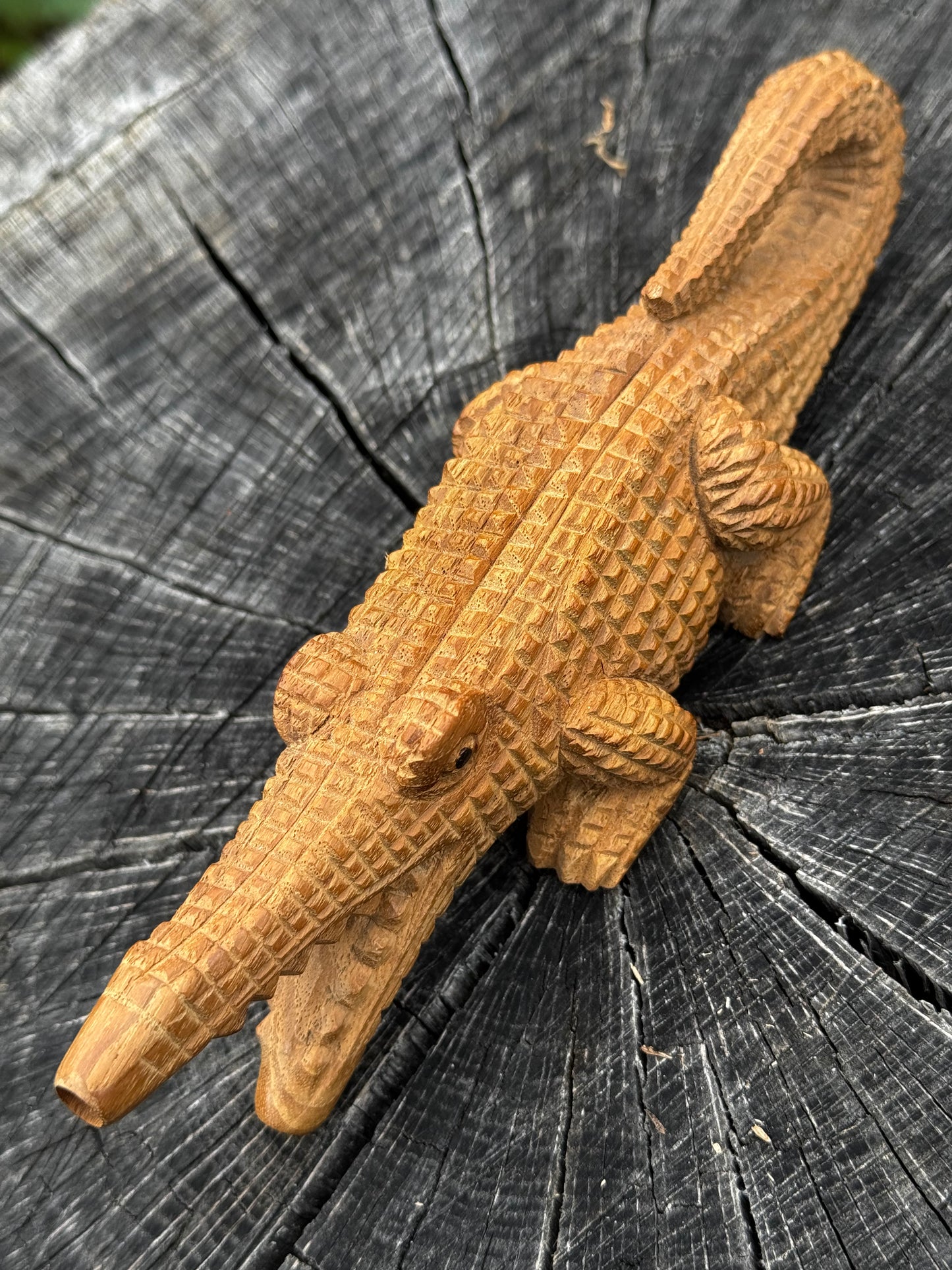 Crocodile kuripe (self applicator for hapé/rapé snuff)