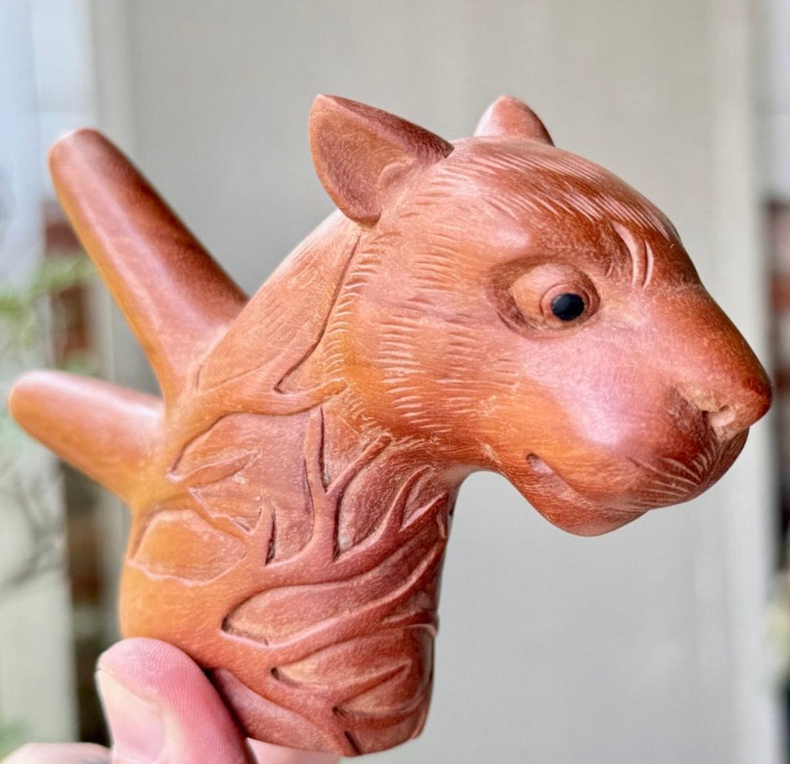 Thunder Cat Kuripe self applicator