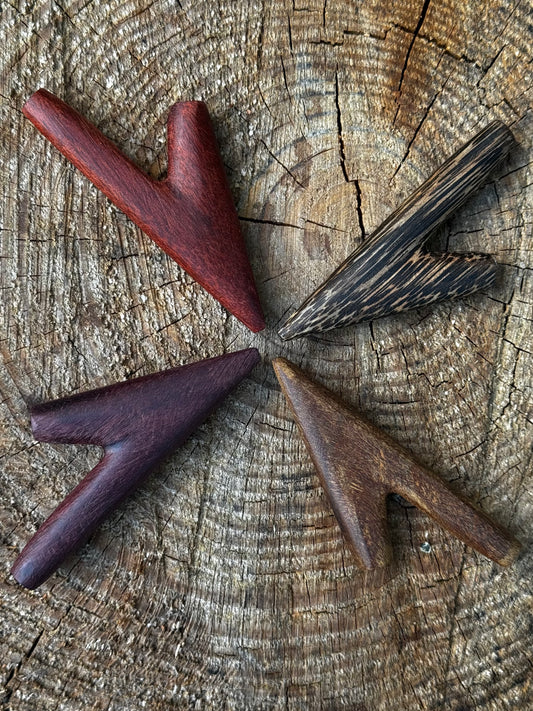 Katukina Kuripe self-applicator