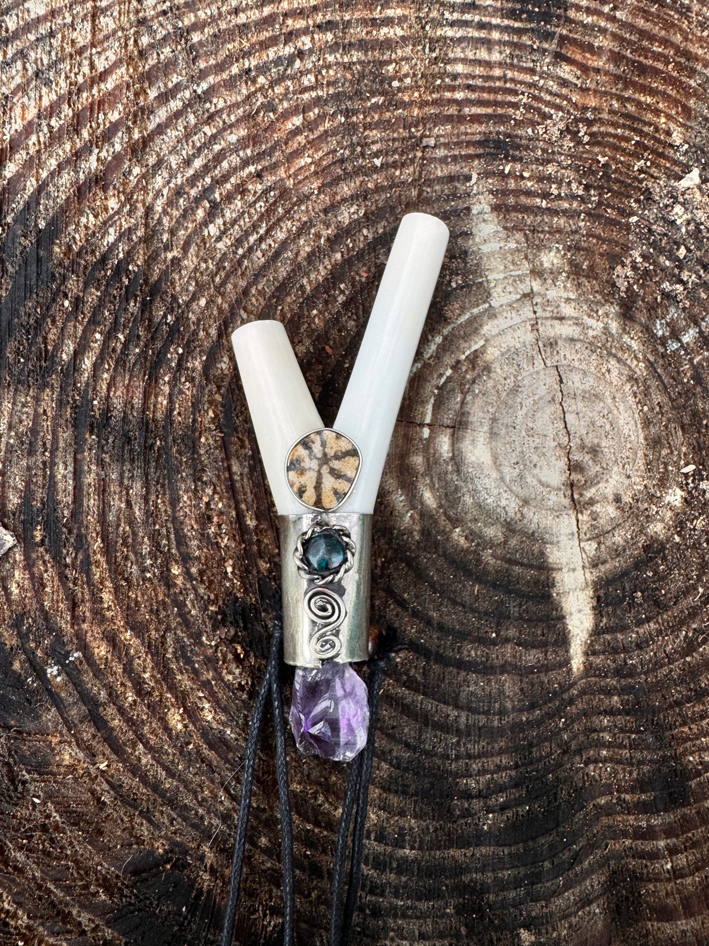 Shipibo Kuripe necklace w/ Metal, Aya & Quartz