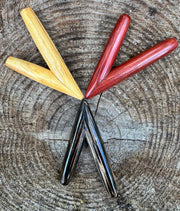 Peruvian Kuripe self applicator (simple style)